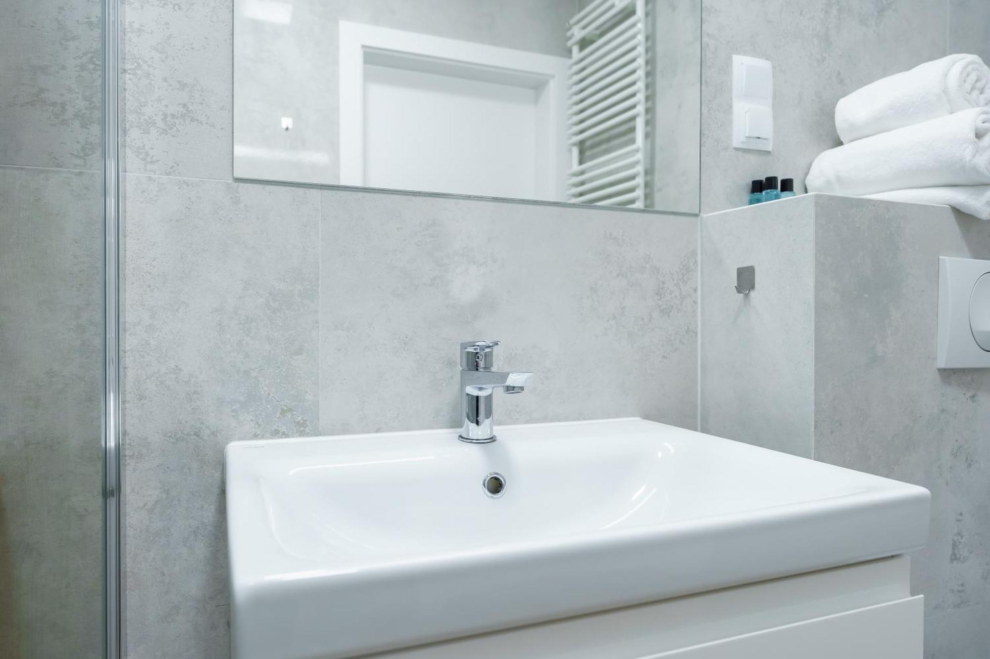 Apartament Morski Navigator By Holidaysun Kolobrzeg Dış mekan fotoğraf